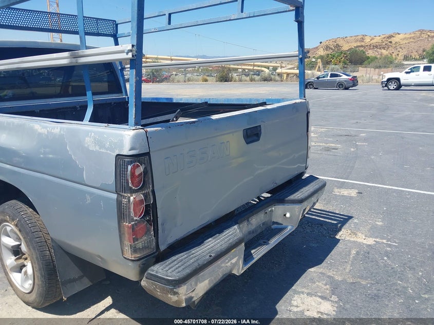 1992 NISSAN TRUCK auction photo 6