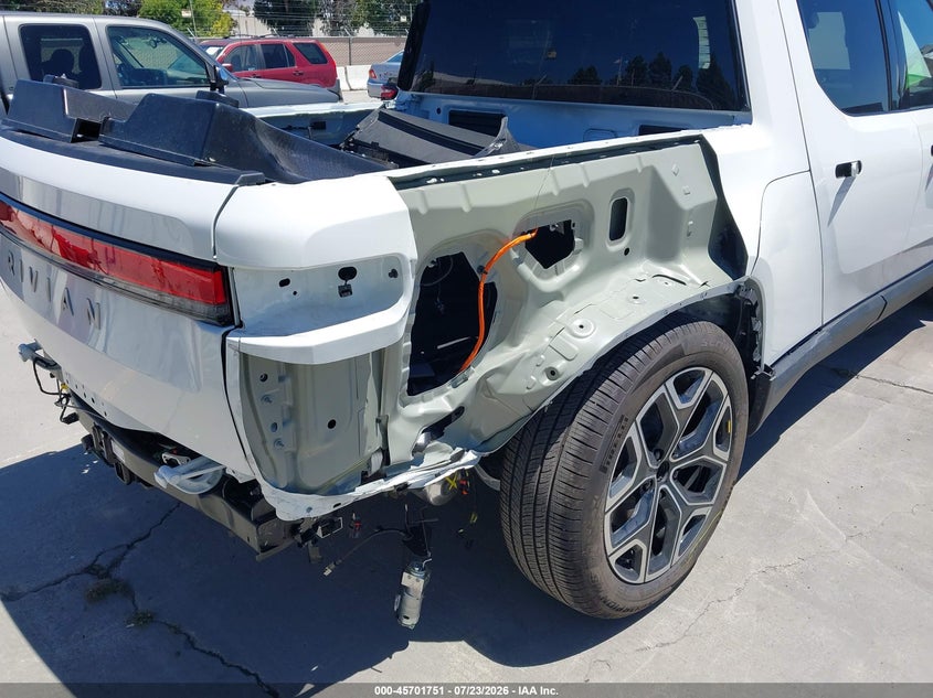 2026 RIVIAN R1T PICKUP ELECTRIC