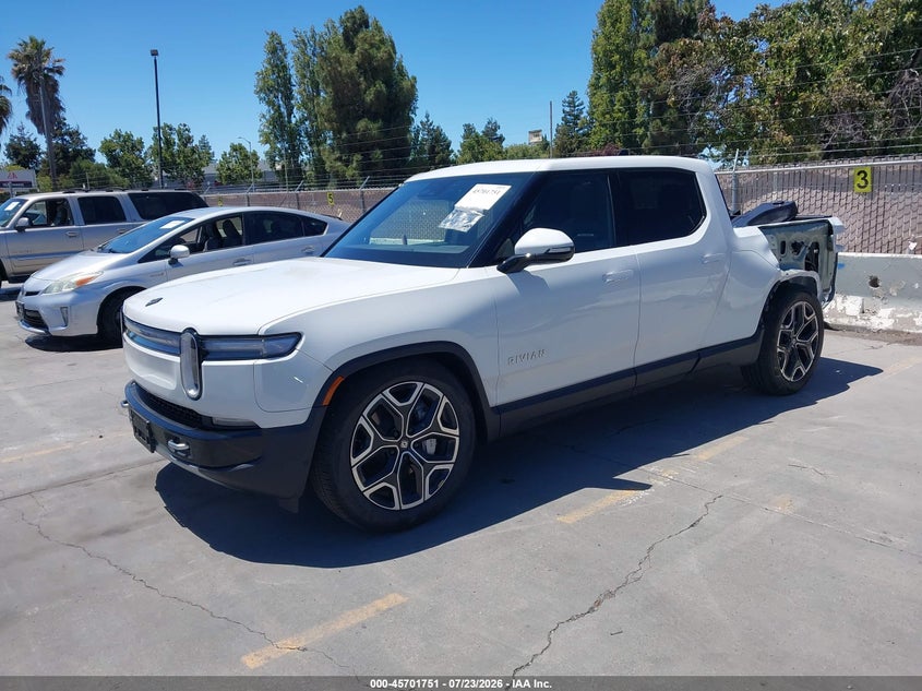 2026 RIVIAN R1T PICKUP ELECTRIC
