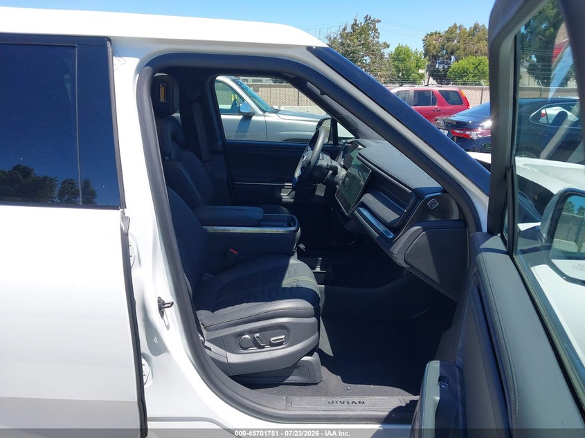 2026 RIVIAN R1T PICKUP ELECTRIC