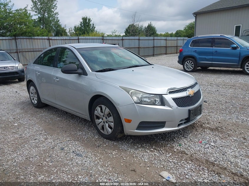 Vin: 1g1pc5sh4c7168802, lot: 46200435, chevrolet cruze ls 2012 img_1