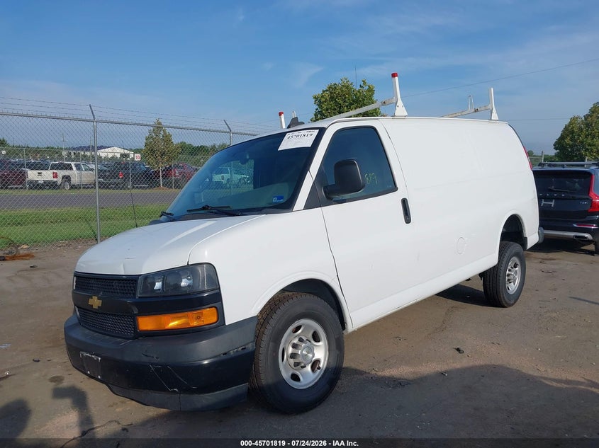 2021 CHEVROLET EXPRESS CARGO auction photo 2