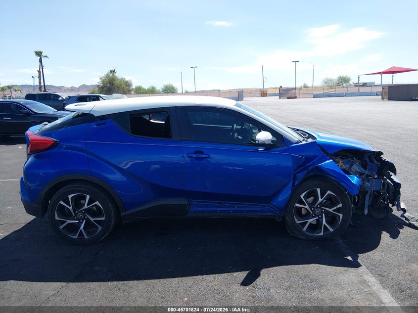 TOYOTA C-HR - zdjęcie 13