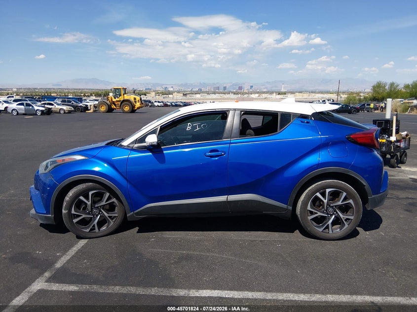 TOYOTA C-HR - zdjęcie 14