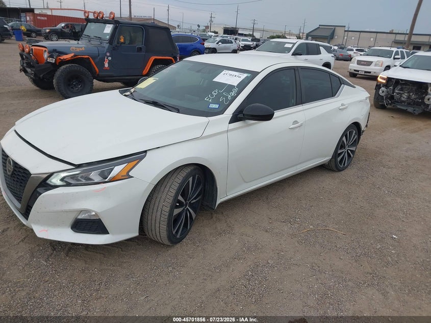 2019 NISSAN ALTIMA auction photo 2