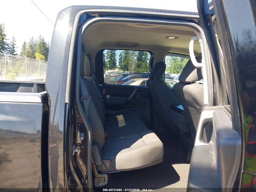 2012 NISSAN TITAN auction photo 8