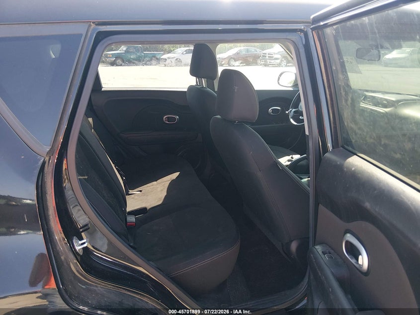 2017 KIA SOUL auction photo 8