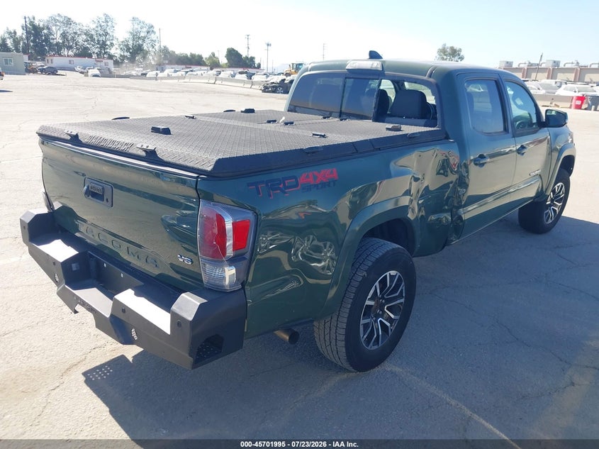 2022 TOYOTA TACOMA auction photo 4