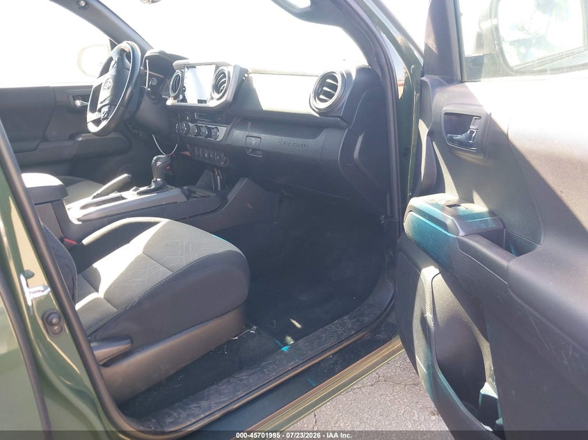 2022 TOYOTA TACOMA auction photo 5