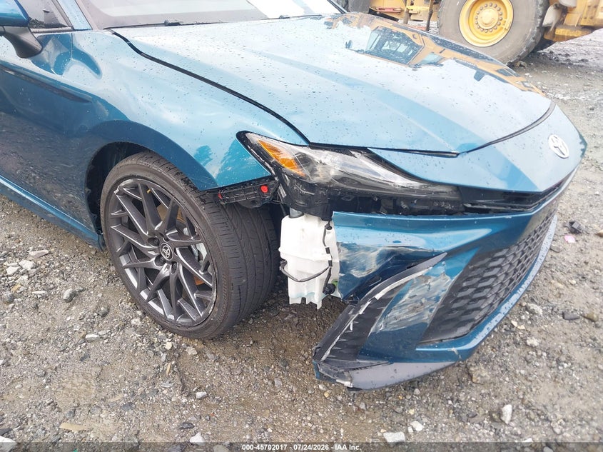 2025 TOYOTA CAMRY auction photo 6