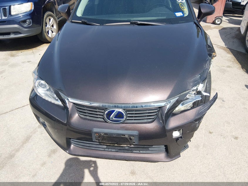 2012 LEXUS CT 200H auction photo 6