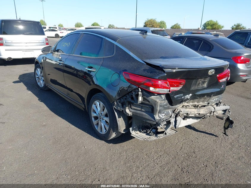 Vin: 5xxgt4l38jg225642, lot: 46200668, kia optima s 20183