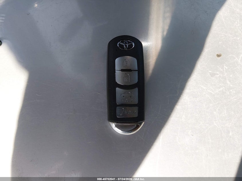 TOYOTA YARIS IA 2017 VIN 3MYDLBYV2HY158332