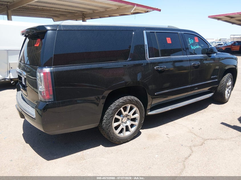 GMC YUKON XL - zdjęcie 4