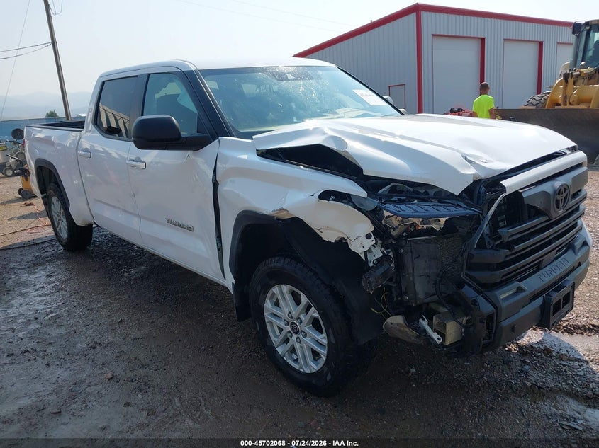 TOYOTA TUNDRA - zdjęcie 1