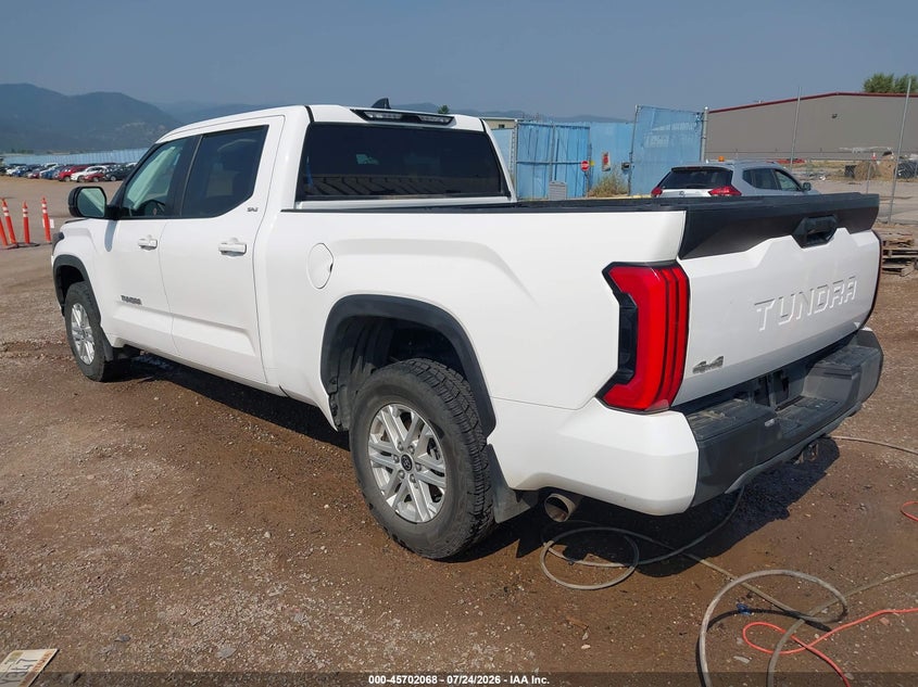 TOYOTA TUNDRA - zdjęcie 3