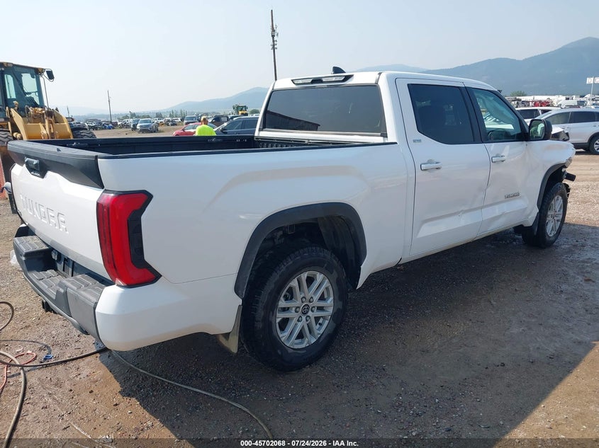 TOYOTA TUNDRA - zdjęcie 4