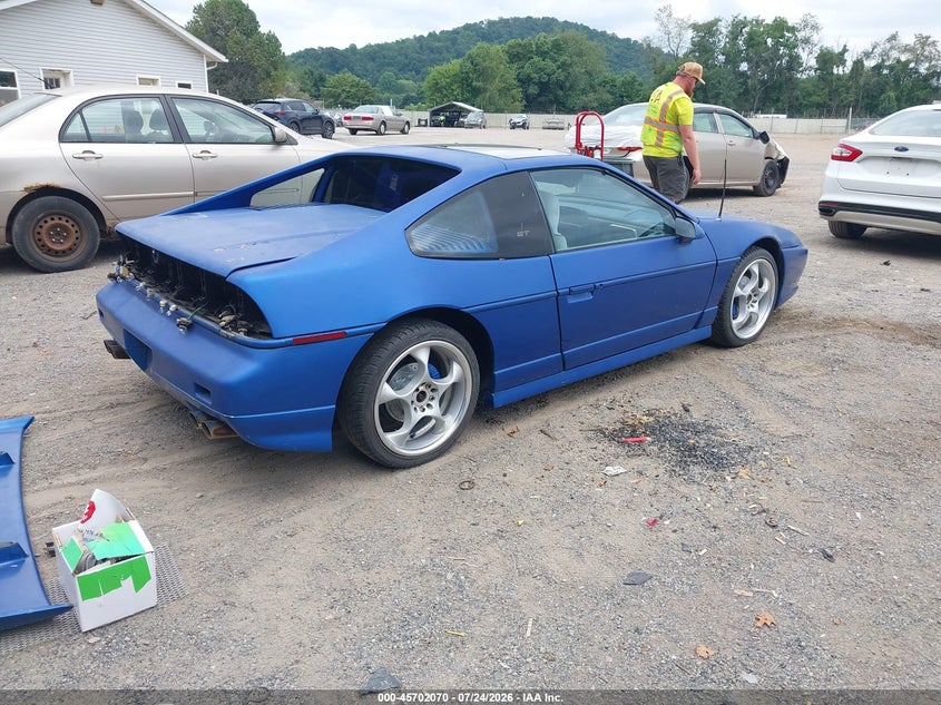 1986 PONTIAC FIERO auction photo 4