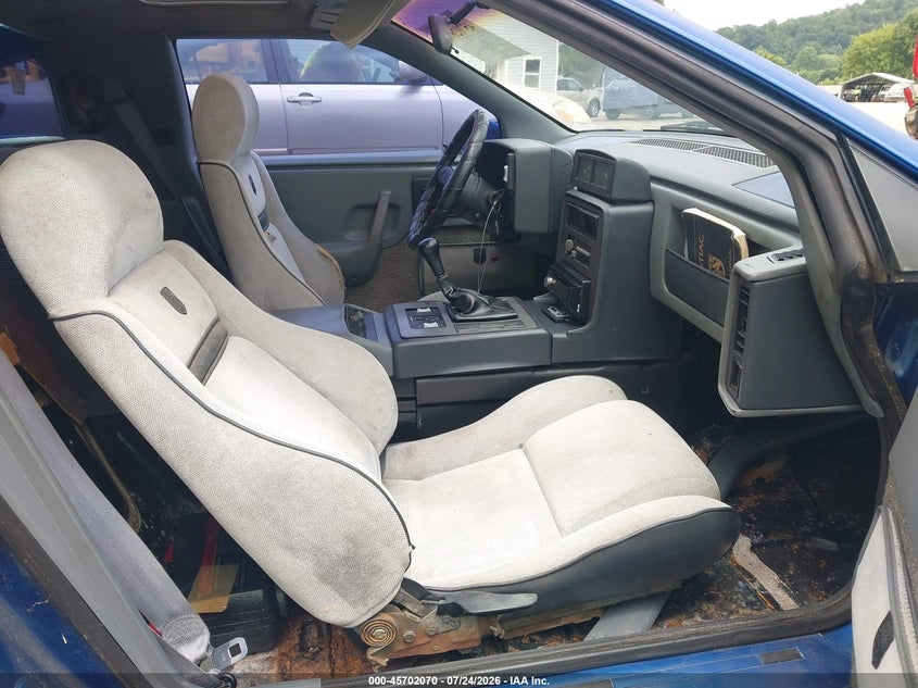 1986 PONTIAC FIERO auction photo 5