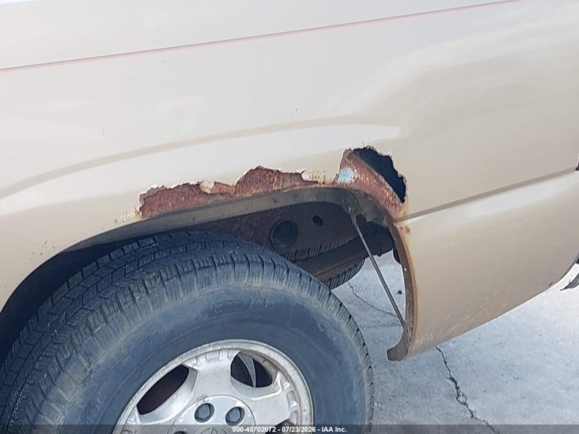 1999 CHEVROLET SILVERADO 1500 auction photo 6