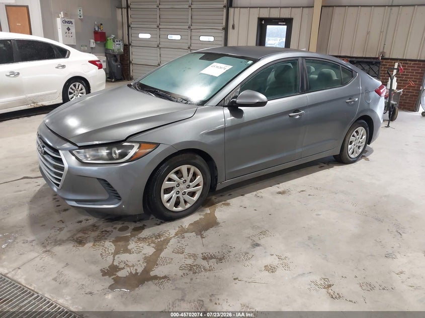 2017 HYUNDAI ELANTRA auction photo 2