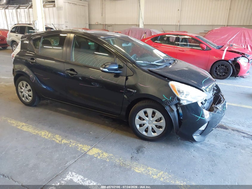 Vin: jtdkdtb34d1554728, lot: 46200728, toyota prius c two 2013 img_1