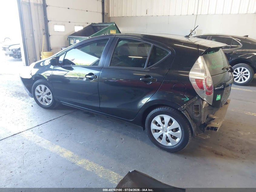 2013 TOYOTA PRIUS C auction photo 3