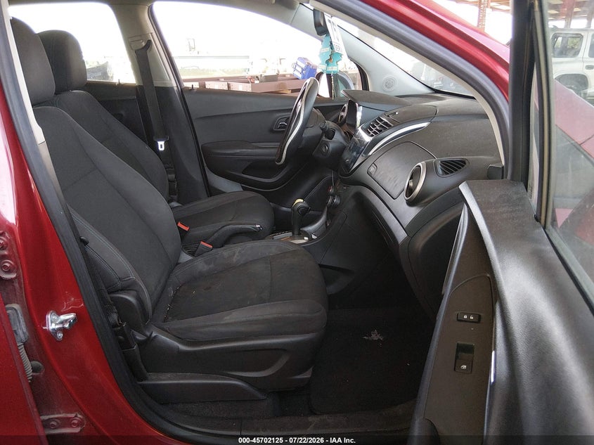 2015 CHEVROLET TRAX auction photo 5