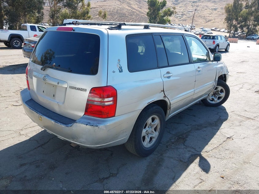 2002 TOYOTA HIGHLANDER auction photo 4