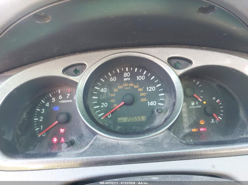 2002 TOYOTA HIGHLANDER auction photo 7