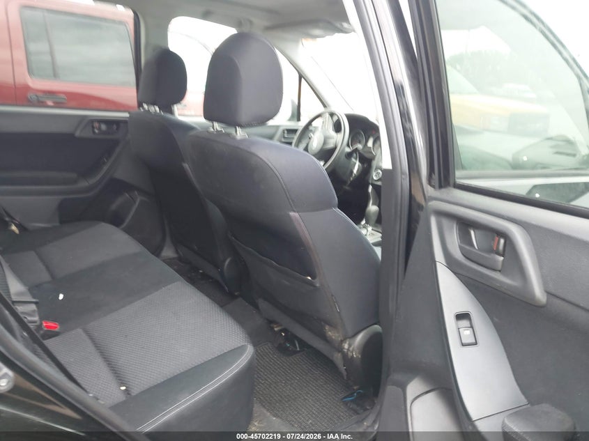 2014 SUBARU FORESTER auction photo 8