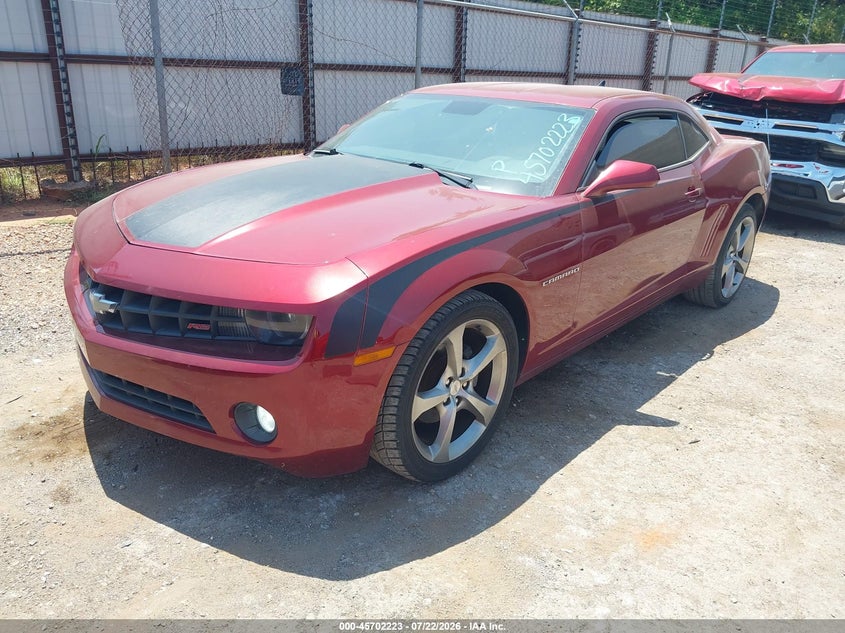 2010 Chevrolet Camaro, Normal Wear & Tear, IAAI, VIN 2G1FC1EV3A9185690 — photo 2