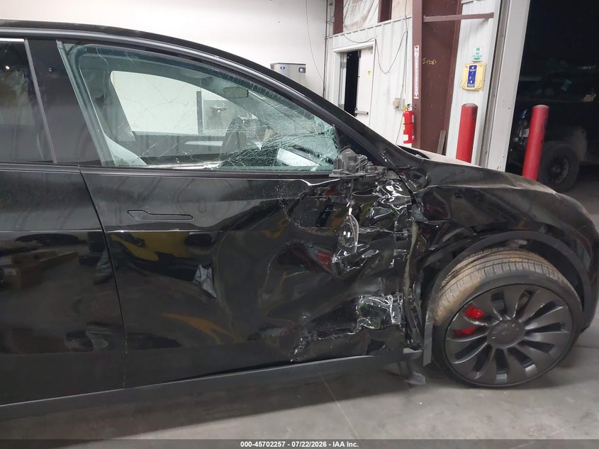 2023 TESLA MODEL Y auction photo 6