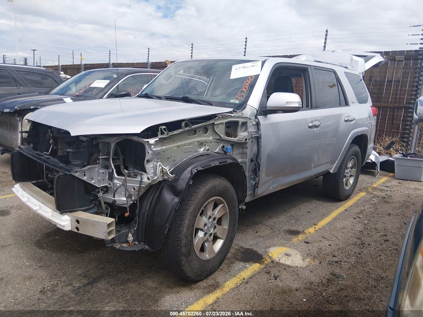 Vin: jtebu5jr4a5016449, lot: 46200888, toyota 4runner sr5 v6 20102
