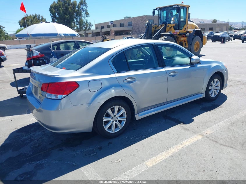 2012 SUBARU LEGACY auction photo 4