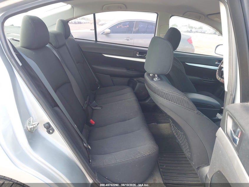 2012 SUBARU LEGACY auction photo 8