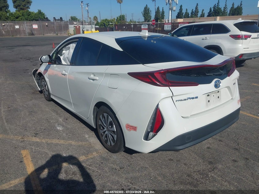 2020 TOYOTA PRIUS PRIME auction photo 3