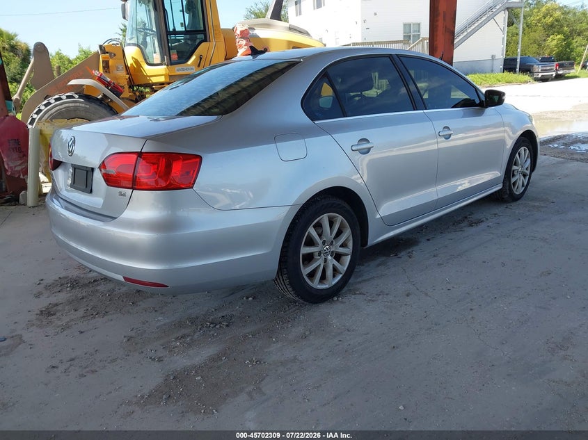 2014 VOLKSWAGEN JETTA auction photo 4