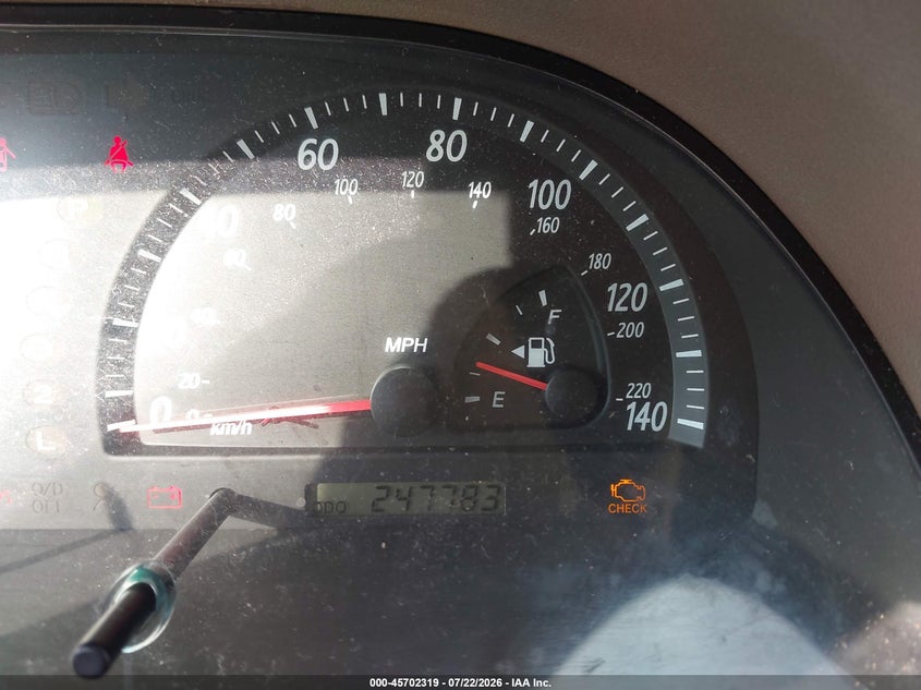2002 TOYOTA CAMRY auction photo 7