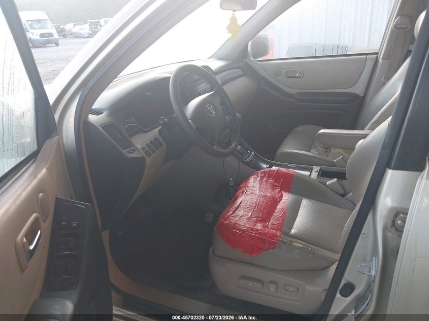 2003 TOYOTA HIGHLANDER auction photo 5