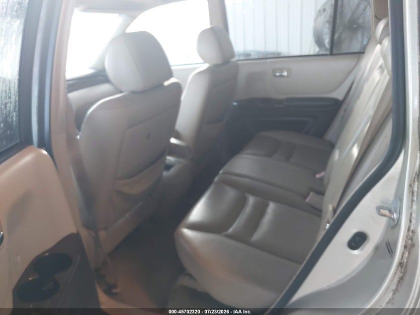 2003 TOYOTA HIGHLANDER auction photo 8