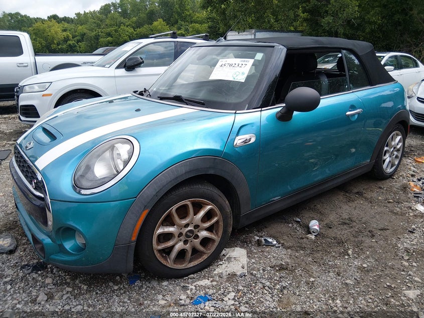 2017 MINI CONVERTIBLE auction photo 2