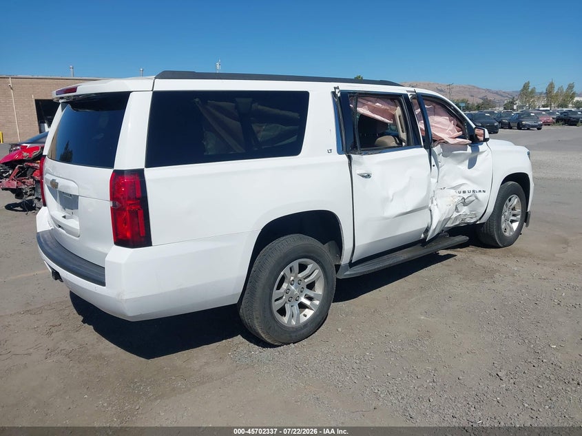 CHEVROLET SUBURBAN - zdjęcie 4