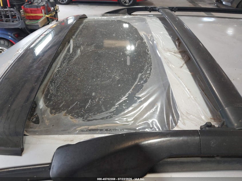 2002 TOYOTA RAV4 auction photo 6