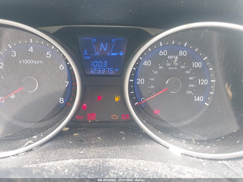 HYUNDAI TUCSON 2015 VIN KM8JT3AF5FU008317