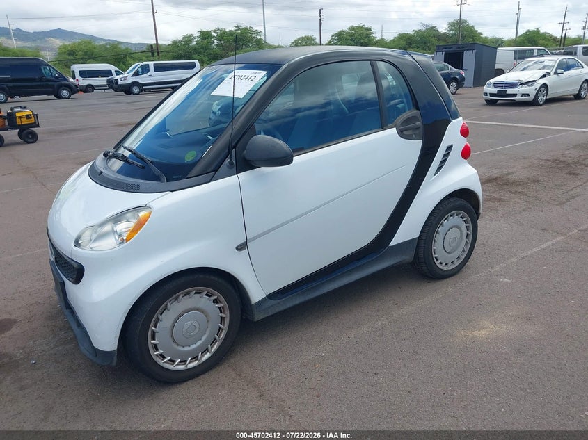 2013 SMART FORTWO auction photo 2