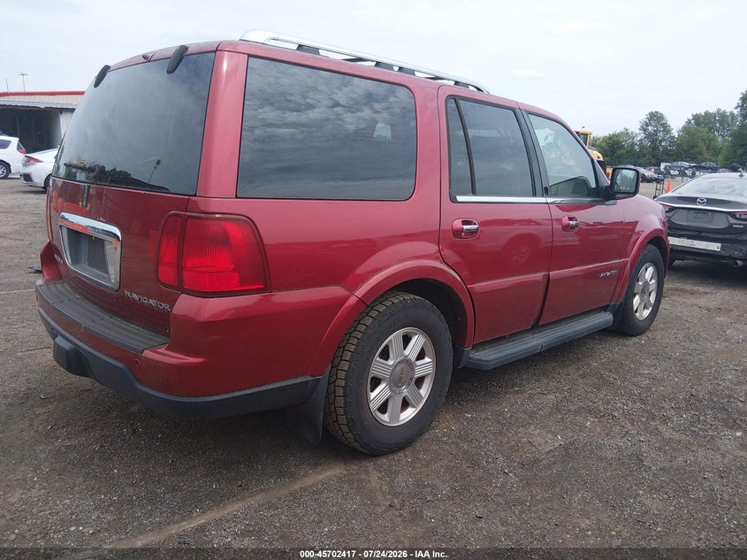 2005 LINCOLN NAVIGATOR auction photo 4