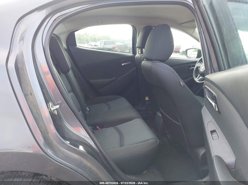 2017 TOYOTA YARIS IA auction photo 8