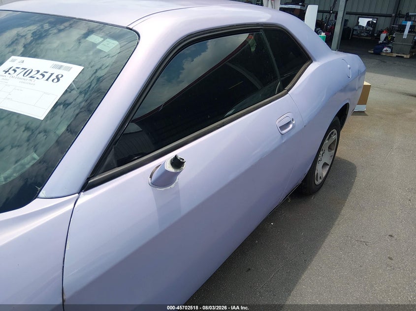 2010 DODGE CHALLENGER auction photo 6