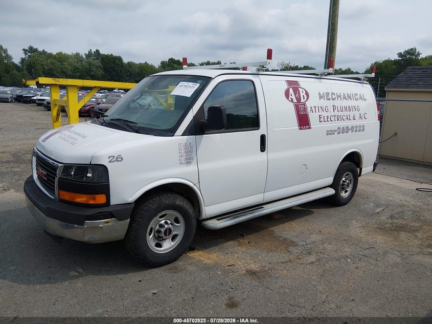 2017 GMC SAVANA 2500 auction photo 2